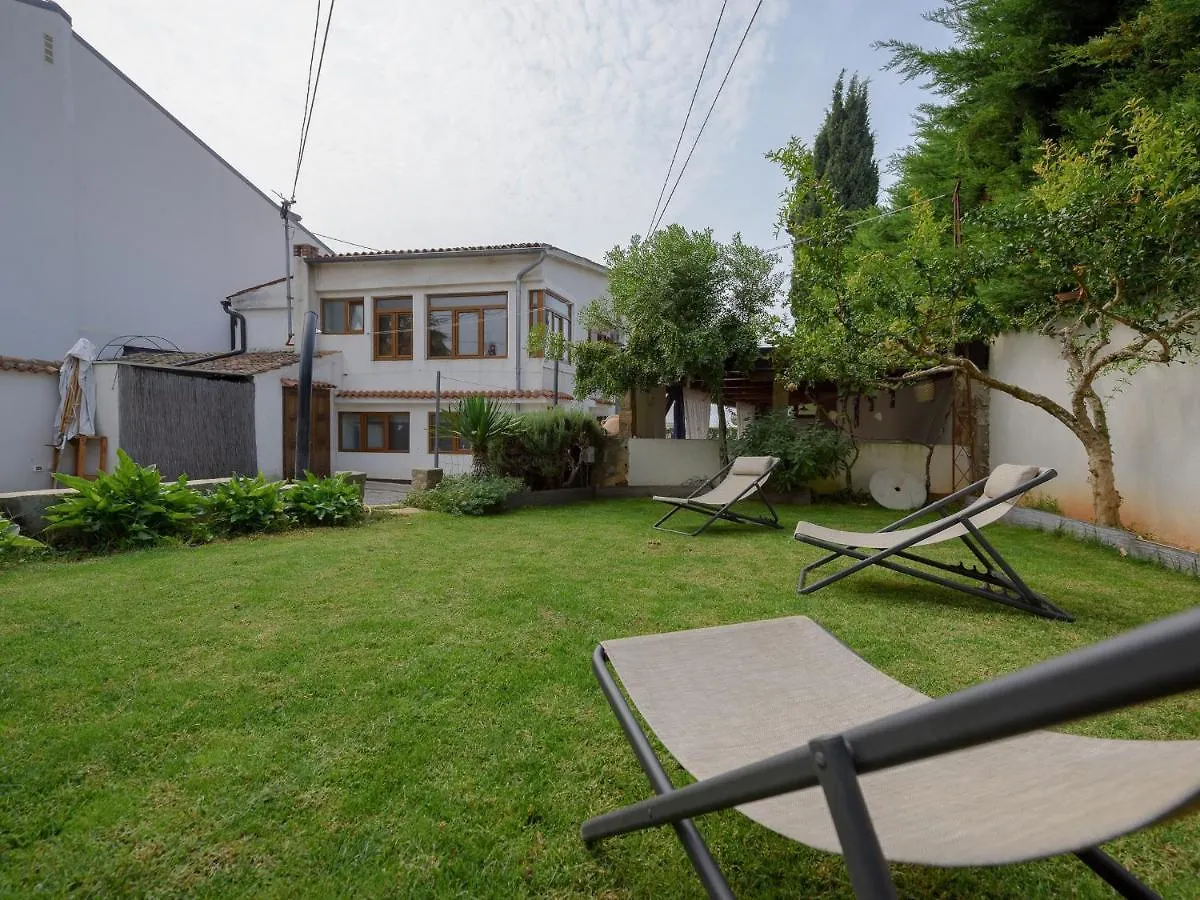 بيت للعطل Casa Astrid By The Sea In بوريتش كرواتيا